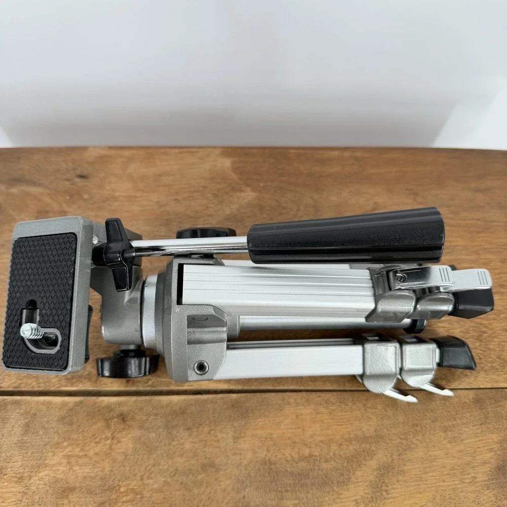 Vintage Sears 8467 Aluminum Camera‎ Tripod Model 469.84670 IK w/ Case